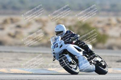 media/Dec-07-2025-CVMA (Sun) [[3e7d2de5dc]]/Race 12- Formula 40 MW and LW/